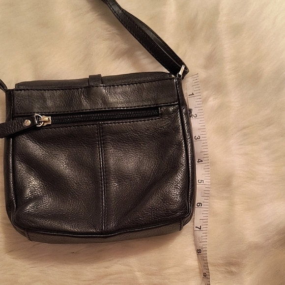 The Trend Black Leather Crossbody Bag. Made In Italy. Great Quality. - Picture 8 of 11